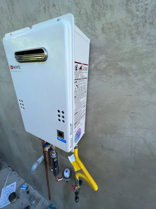 Tankless water heater installation for Pump Corners homes
